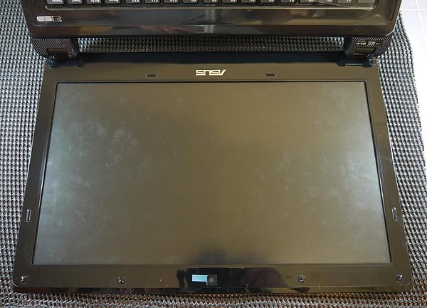 Asus A42J-3.JPG