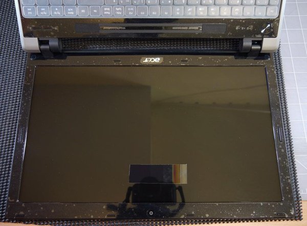 Acer 5820TG-1.JPG