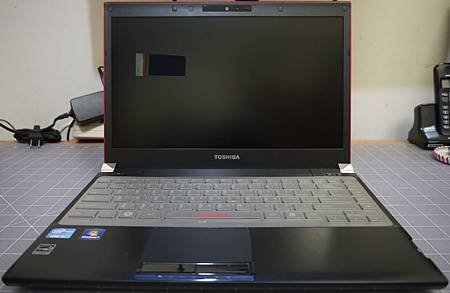 Toshiba R830-25.JPG