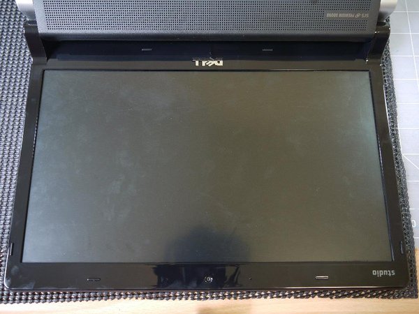 Dell Studio 14-2.JPG