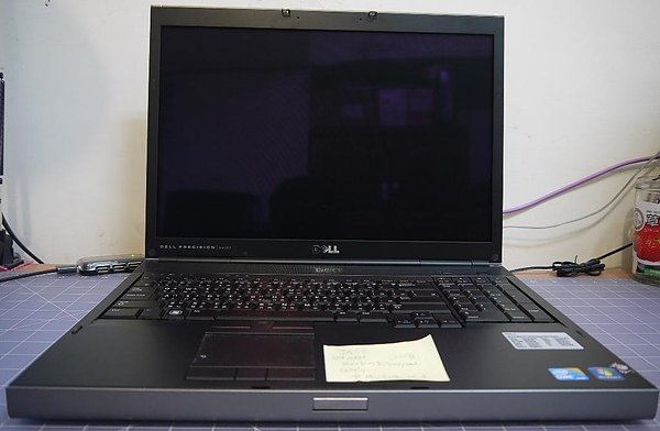 Dell M6500-3.JPG