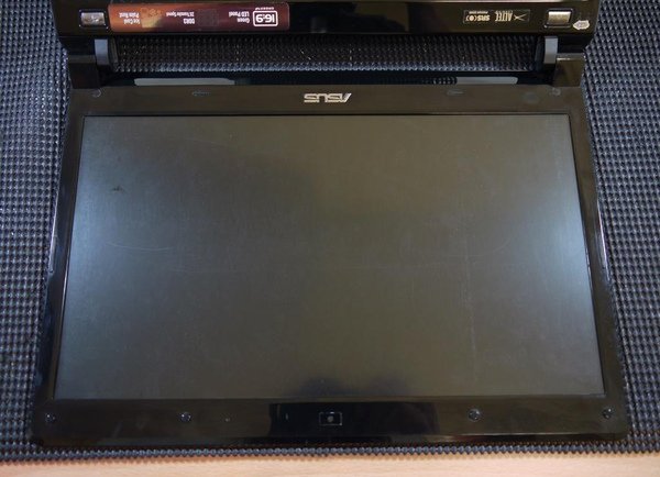 Asus UL80V-3.JPG