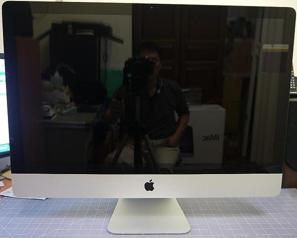 iMac 24吋-1.JPG