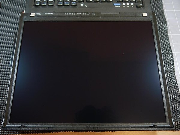 Lenovo  ThinkPad T60P-3.JPG