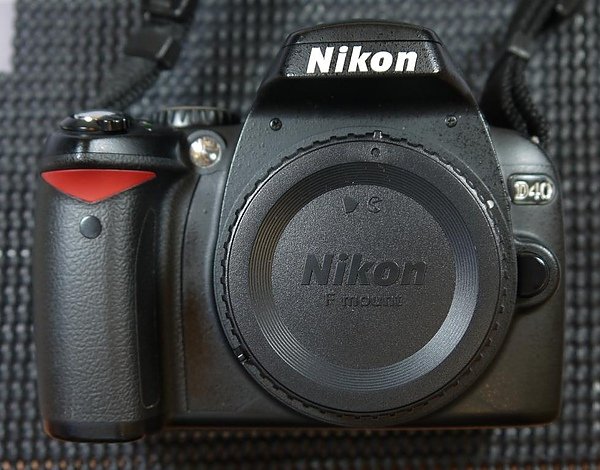 NIKON D40.JPG