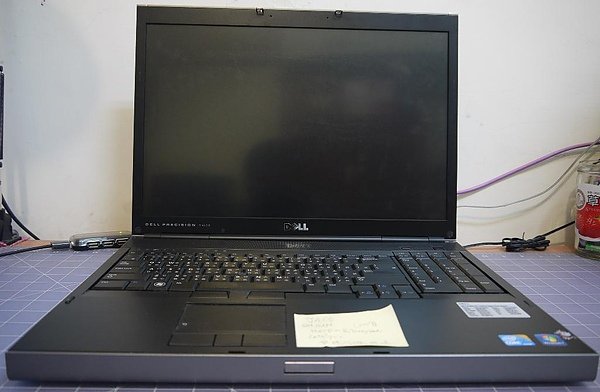 Dell M6500-1.JPG