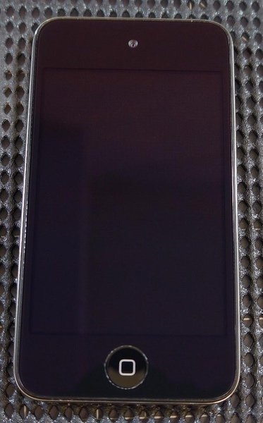 iPod Touch 4-11.JPG