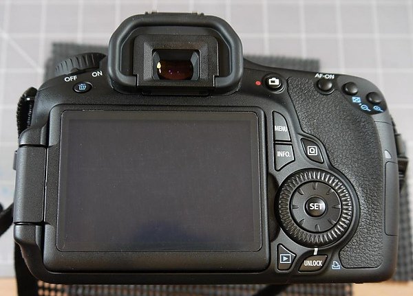 Nikon 60D.JPG