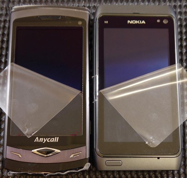Nokia N8-2.JPG