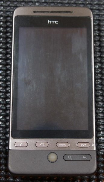 HTC Hero-1.JPG