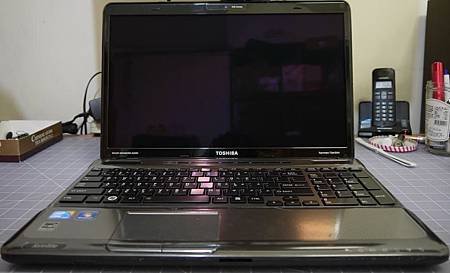 Toshiba L660-4.JPG