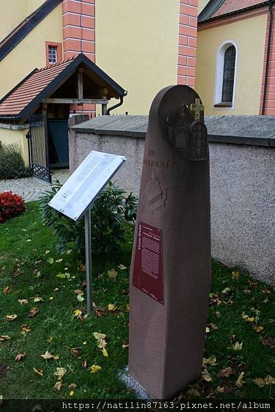 743.jpg