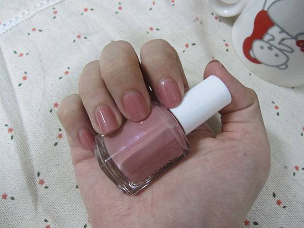 essie