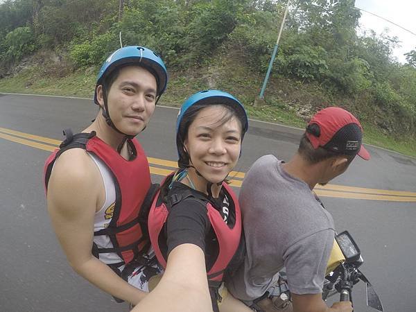 Day02-010-Gopro-騎車到Kawasan Fall