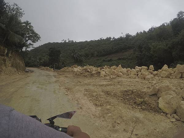 Day02-014-Gopro-騎車到Kawasan Fall