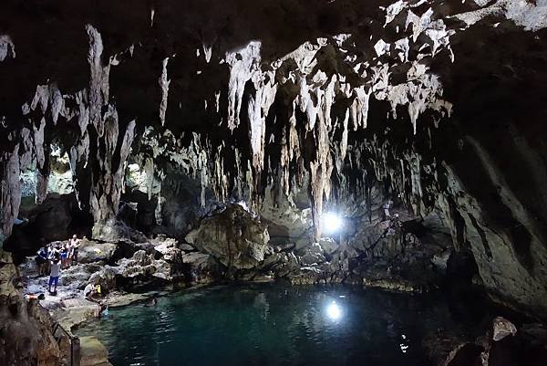 Day05-544-Hinagdanan Cave