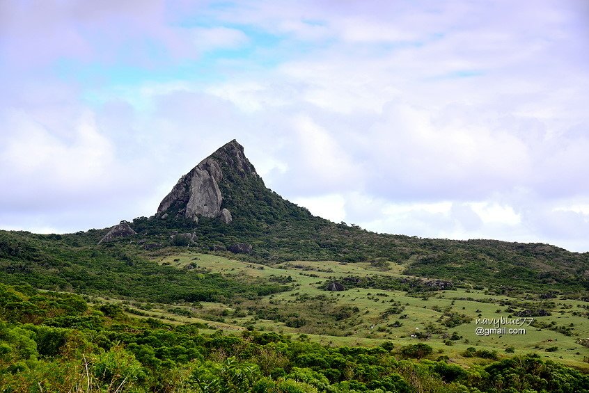 巨榕石厝-小尖石山 (1).JPG