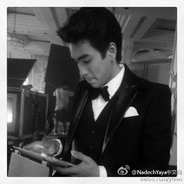 Nadech2012-07-20拍攝廣告