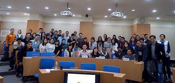 group photo.jpg