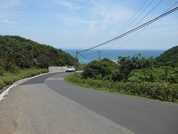 到法藏山極樂寺的上山道路