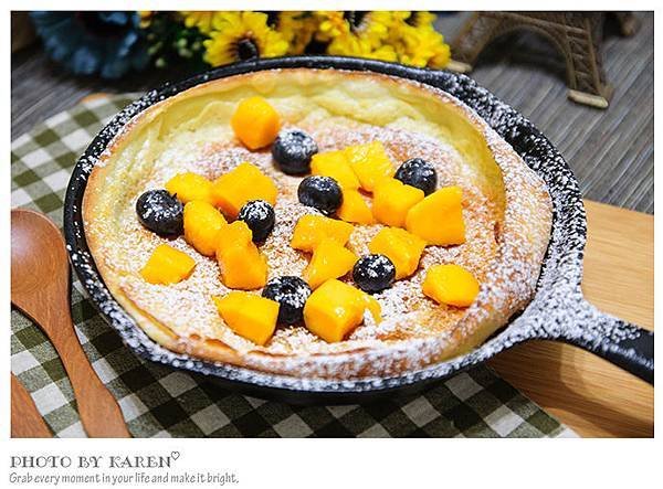 dutch baby-2.jpg