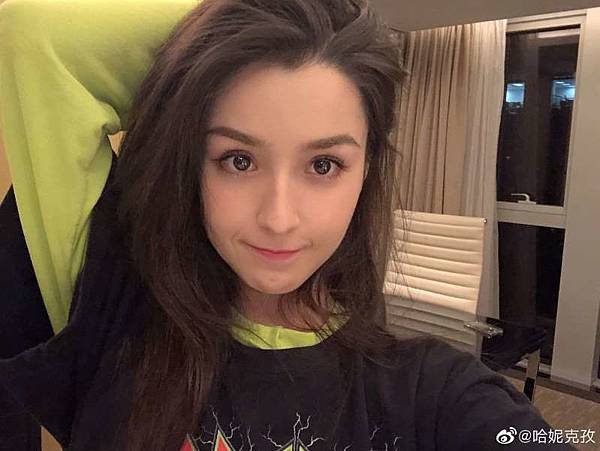 新疆四大美女  哈尼克牧.jpg