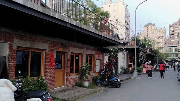2331台中市西區范特喜中興一巷綠光計畫