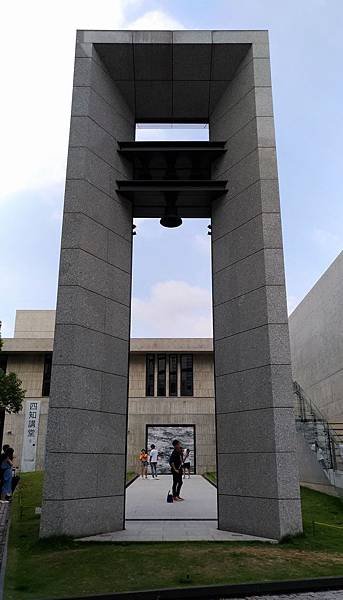 2476台中市西屯區孵空間