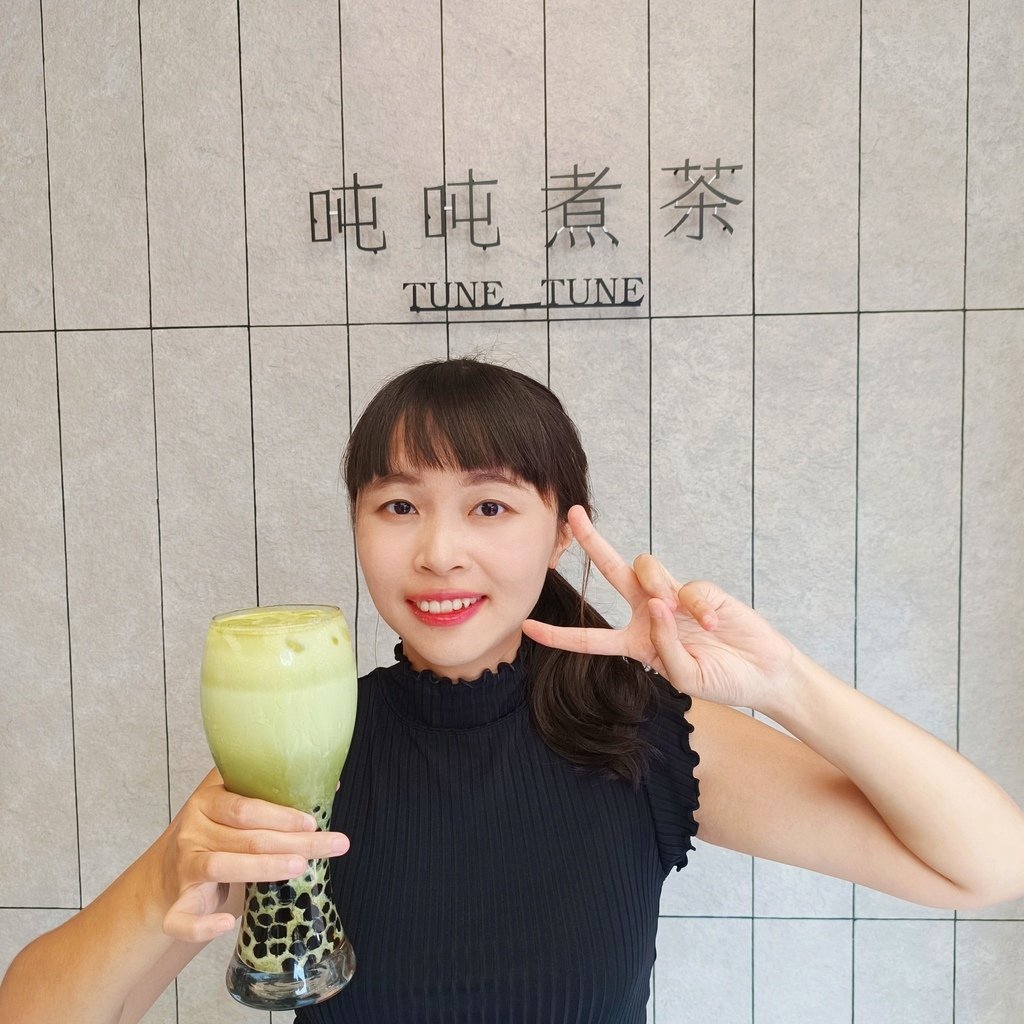 台中飲料店推薦|吨吨煮茶-國美店。時尚網美飲料店，喝質感飲料