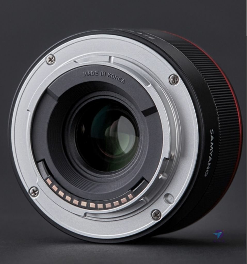 Pixnet-1740-004_LK Samyang 預告推出全新「創意」FE 薄餅鏡頭_samyang creative pancake fe lens 03_结果.jpg