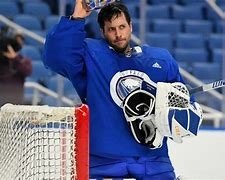 Carter Hutton.jpg