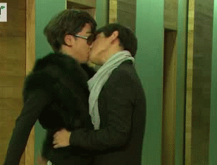 tvkiss.gif