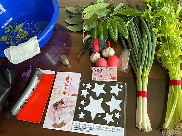 彰化縣和美鎮寶寶24天剃頭服務~彰化縣和美鎮嬰兒滿月理胎毛服
