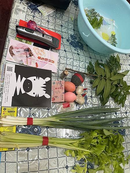 彰化鹿港寶寶24天剃頭、專人到府做古禮習俗、說吉祥話做膽、第