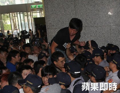 香港占中9子日前被判刑確定香港人對於中國統治的無奈/香港學聯