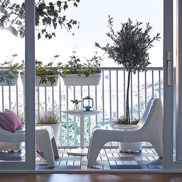 adaymag-8-stylish-balcony-updates-that-start-at-ikea-08