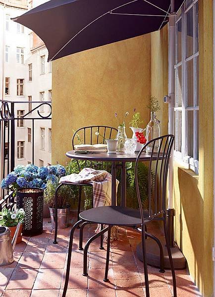 adaymag-8-stylish-balcony-updates-that-start-at-ikea-04