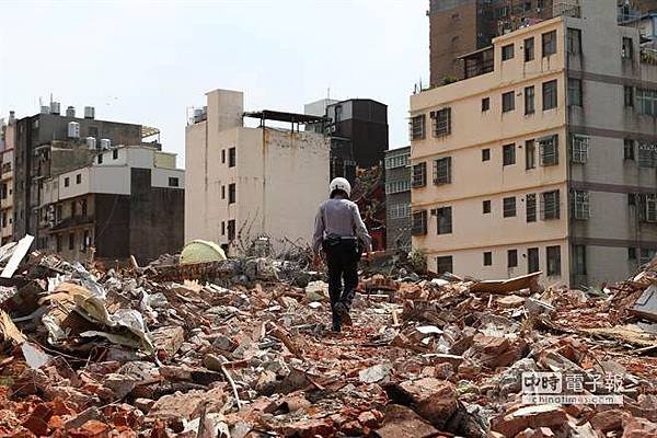 新竹市文化局訪查，又名「寡婦樓」的聯勤北赤土崎新村/建於19