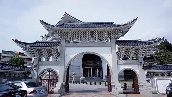 600px-寶覺禪寺牌樓