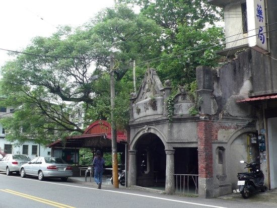 新竹州廳1925年/關西 第一戲院/新竹東門城,「新竹之心」