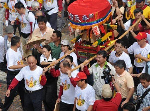 自行車進香團/腳踏車進香/徒步進香作為媽祖信仰的實踐或流行？