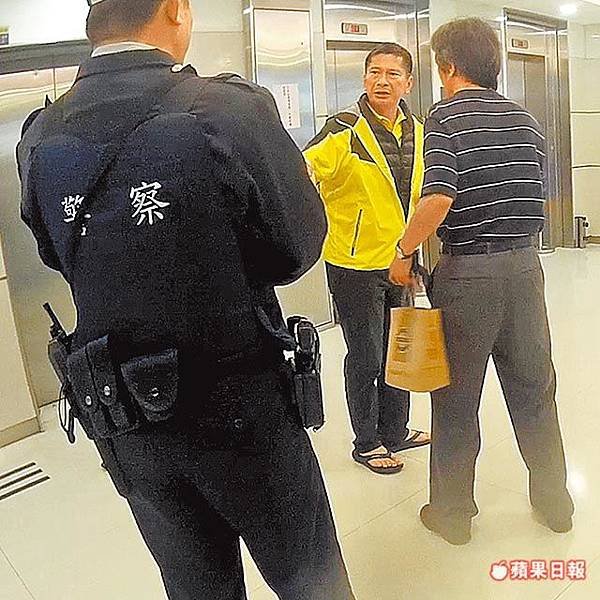 警察登門「查水表」走入歷史內政部廢除「家戶訪查」 /警察盤查
