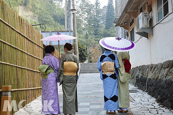 神社的設施與內容/靖國神社/日本死刑守古法絞刑