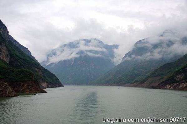 “巫山雲雨”男歡女愛的代名詞是男女交歡之事/宋玉的《神女賦》