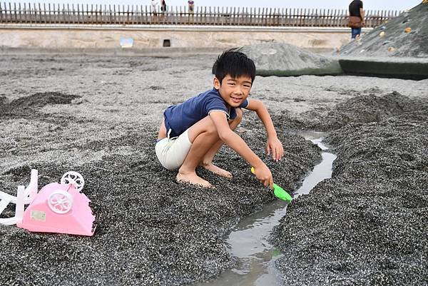 【嘉義景點】東石漁人碼頭～免門票，玩水、玩沙、當網美、吃海鮮