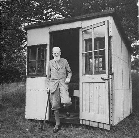 Bernard Shaw 的 writing hut ～01