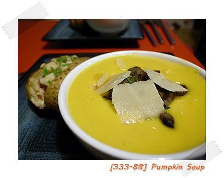 20121006PumpkinSoup3