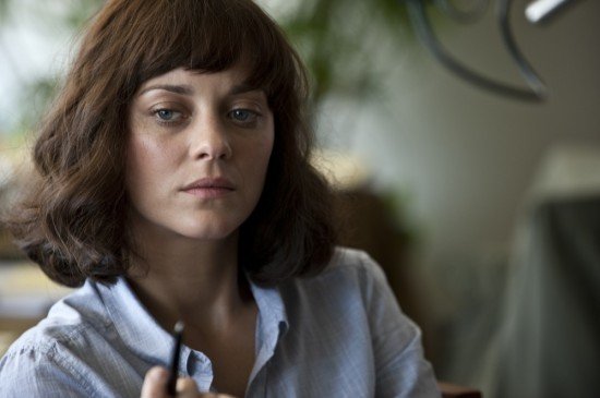 contagion-movie-photo-73-550x365.jpg