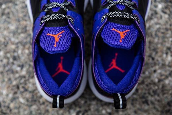 a-closer-look-at-the-jordan-brand-flight-runner-6