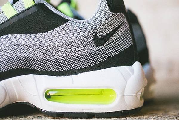 a-further-look-at-nike-air-max-jacquard-pack-2